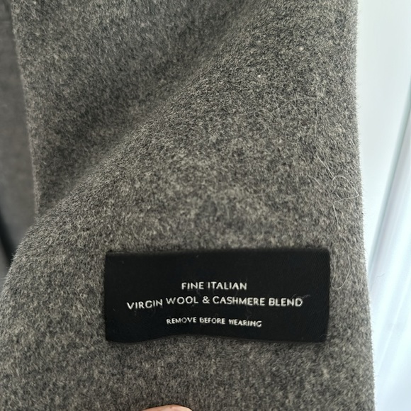 Aritzia Coat - Picture 5 of 5